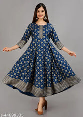 Rayon women's anarklai kurti with printed combo, three-quarter sleeves, Indian fashion